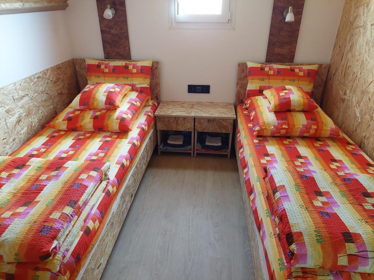 Gazda - Transit Sleep Séjour chez l'habitant Dobra (Hunedoara)